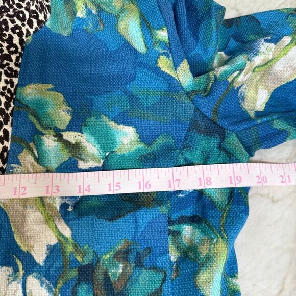 Chico's 100% cotton jacket Crop Watercolor Floral And Animal Print size 1 or M - Picture 5 of 6